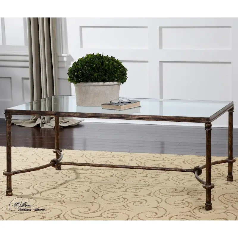 Table basse en fer patiné bronze rustique