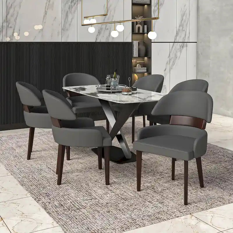 Chaise de salle à manger en cuir avec dossier incurvé en hévéa