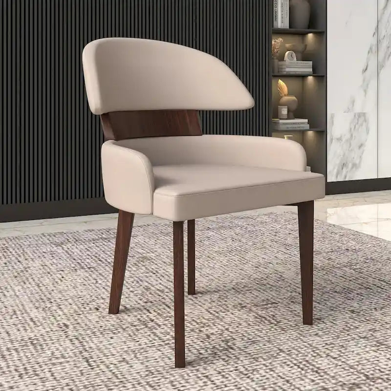 Chaise de salle à manger en cuir avec dossier incurvé en hévéa
